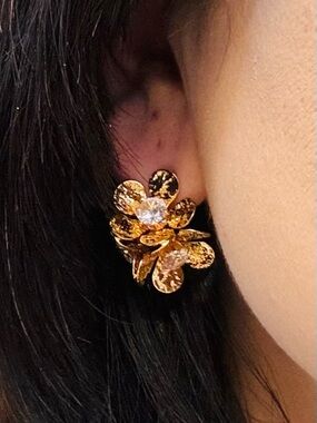 Gold Floral Crystal Cluster Clip Earrings